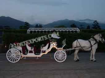 Lighted Wedding Vis a Vis Carriages