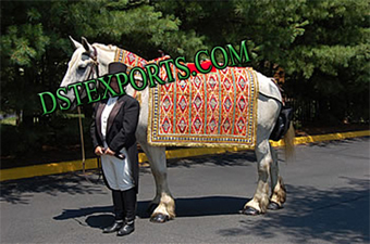 Wedding Traditioal New Horse Costumes