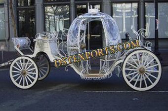 Hotel Touring Cinderella Carriages