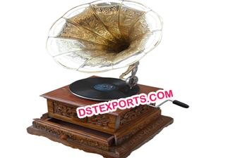 Handicraft Wooden Gramophone