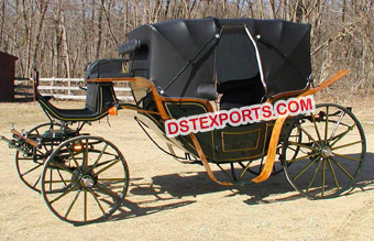 Black Royal Box Type Horse Carriage